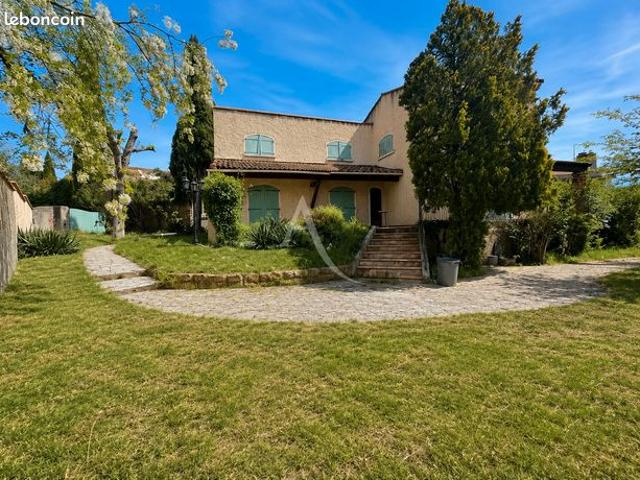 Maison 6 pièces 147 m²