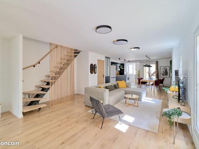 Maison 6 pièces 148 m²