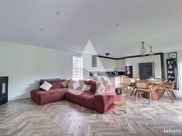 Maison 6 pièces 148 m²