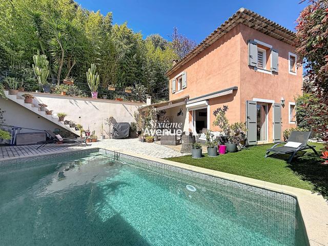 Maison 6 pièces 148 m²