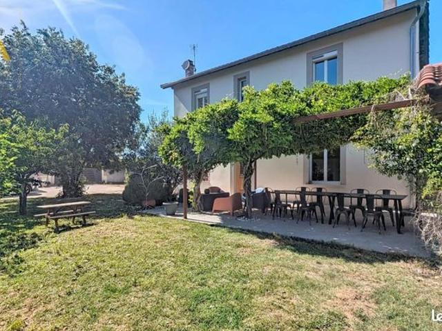 Maison 6 pièces 148 m²