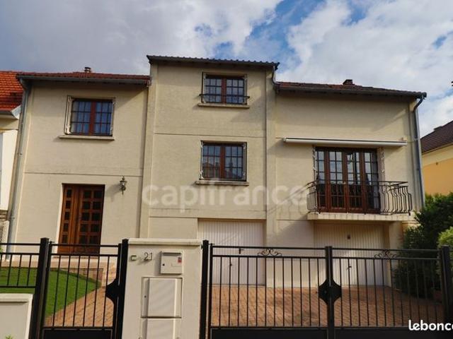Maison 6 pièces 148 m²