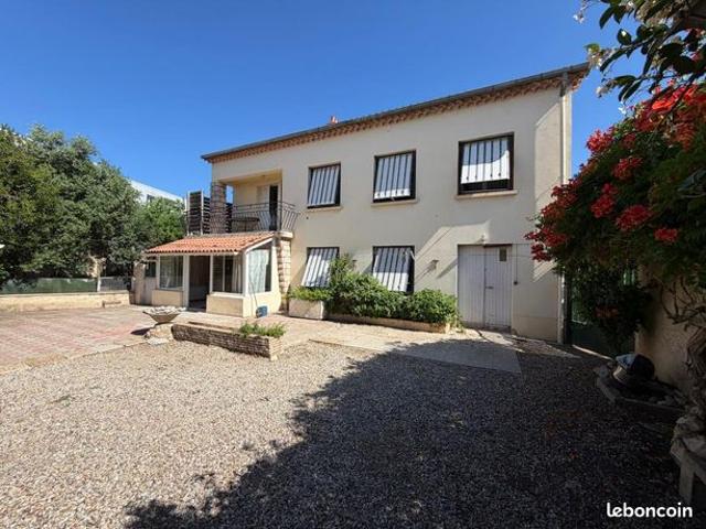 Maison 6 pièces 148 m²