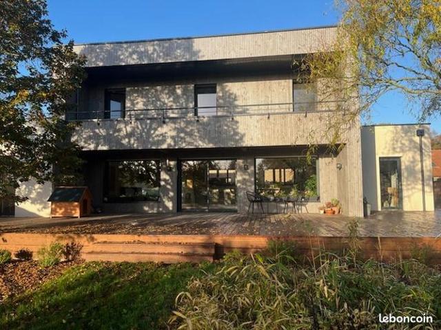 Maison 6 pièces 148 m²