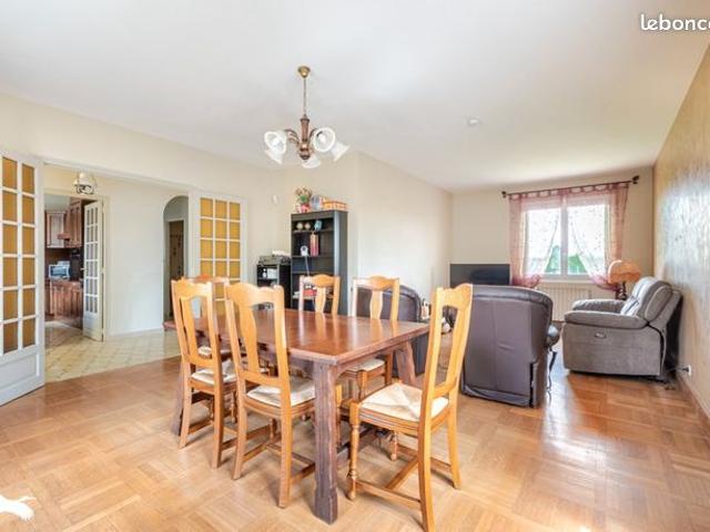 Maison 6 pièces 148 m²