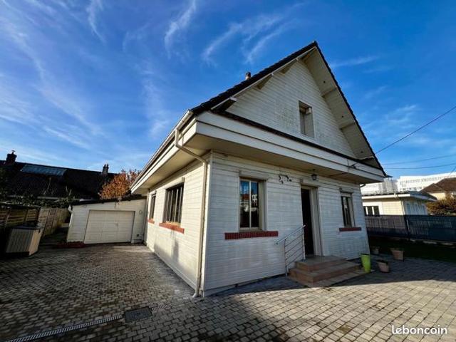 Maison 6 pièces 148 m²