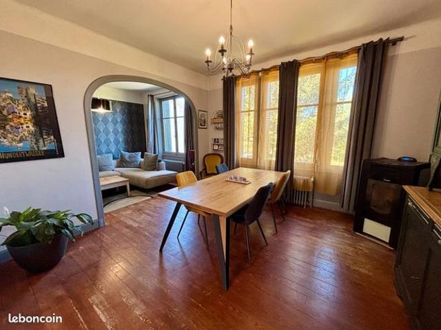 Maison 6 pièces 148 m²