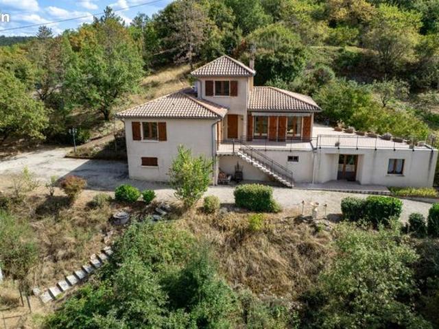 Maison 6 pièces 148 m²