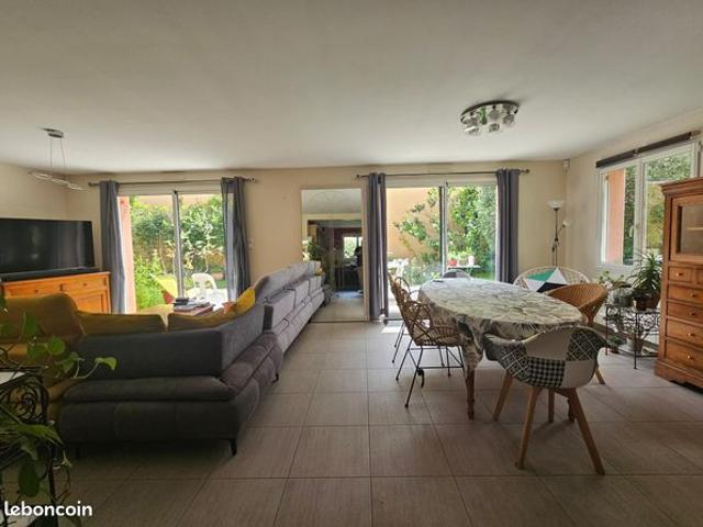 Maison 6 pièces 148 m²