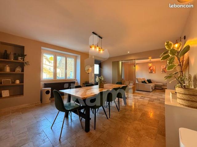 Maison 6 pièces 148 m²
