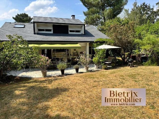 Maison 6 pièces 148 m²
