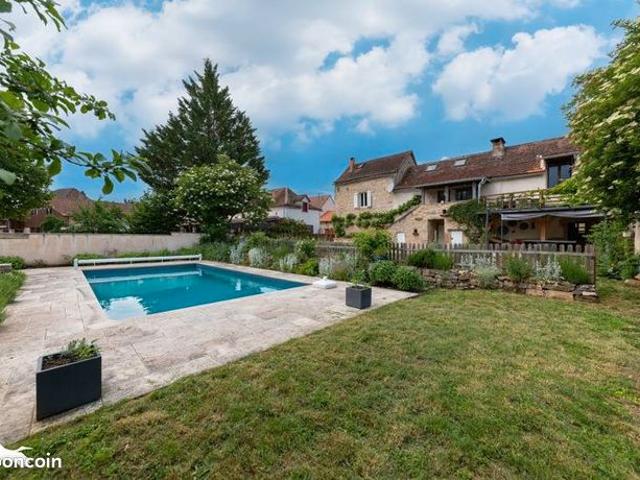 Maison 6 pièces 148 m²