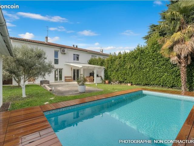 Maison 6 pièces 148 m²