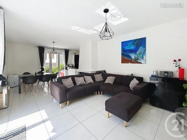 Maison 6 pièces 148 m²