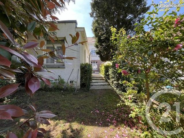 Maison 6 pièces 148 m²