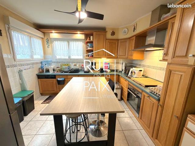 Maison 6 pièces 148 m²