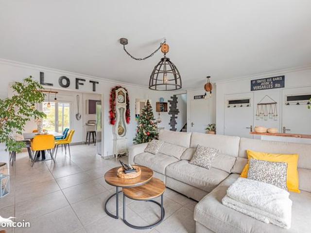 Maison 6 pièces 148 m²