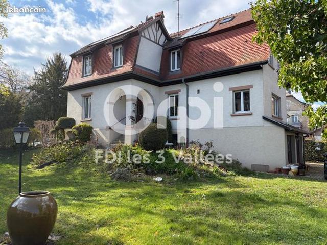 Maison 6 pièces 148 m²