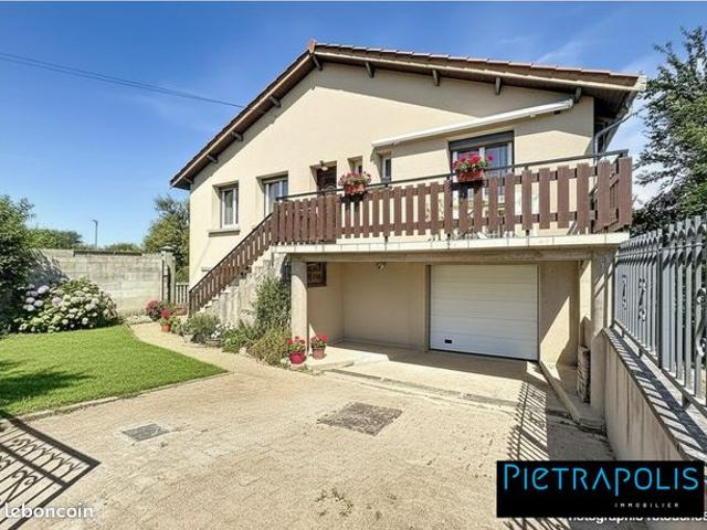 Maison 6 pièces 148 m²