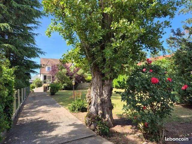 Maison 6 pièces 148 m²