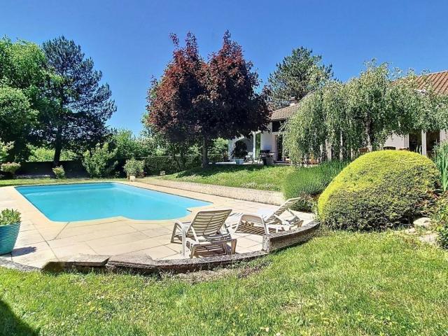 Maison 6 pièces 148 m²