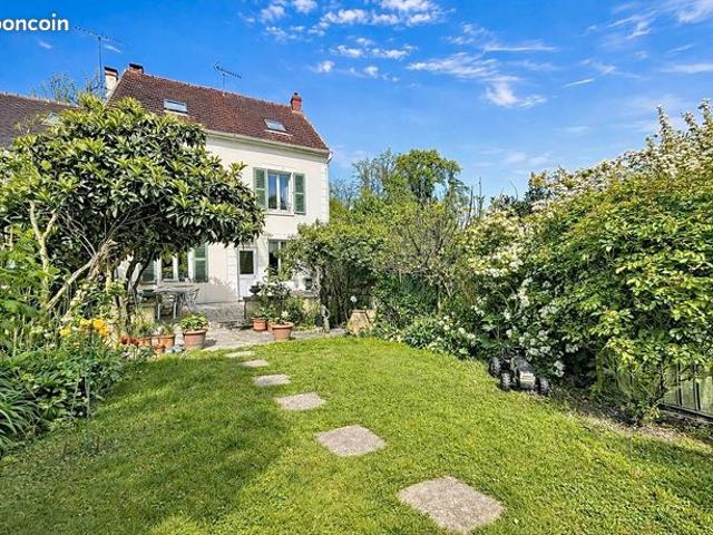 Maison 6 pièces 148 m²