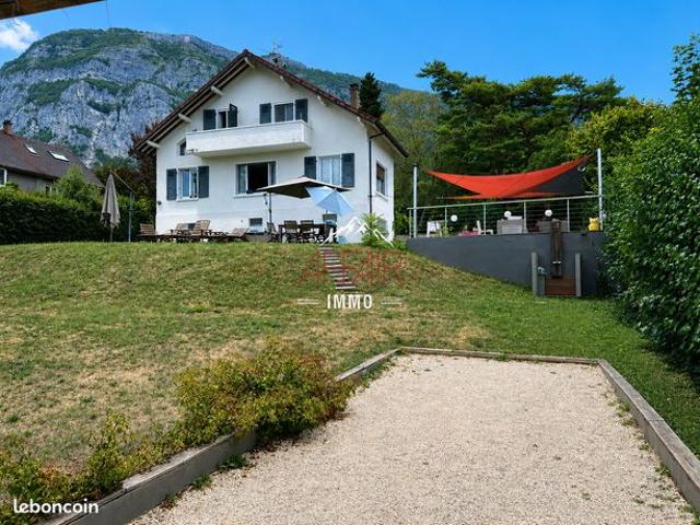 Maison 6 pièces 148 m²