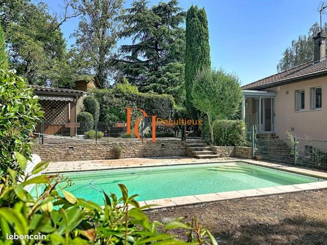 Maison 6 pièces 148 m²