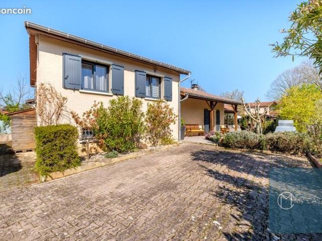 Maison 6 pièces 148 m²