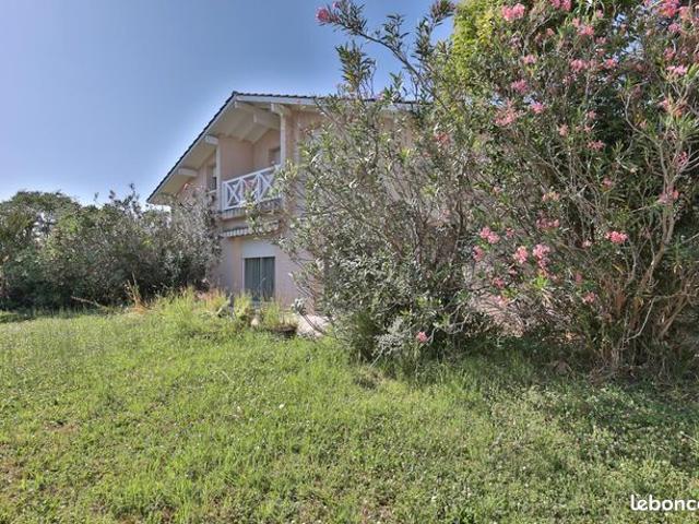 Maison 6 pièces 149 m²