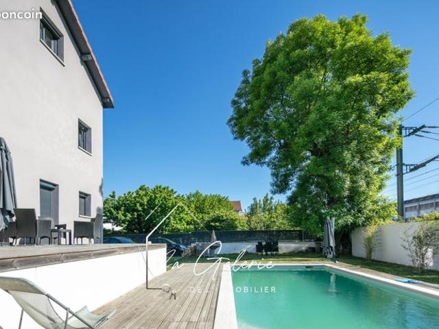 Maison 6 pièces 149 m²