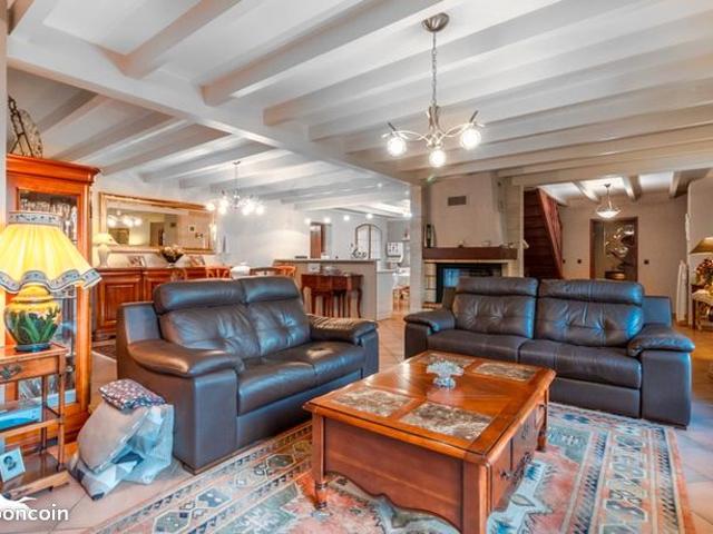 Maison 6 pièces 149 m²