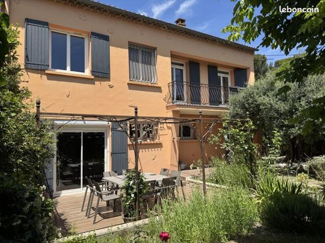 Maison 6 pièces 149 m²