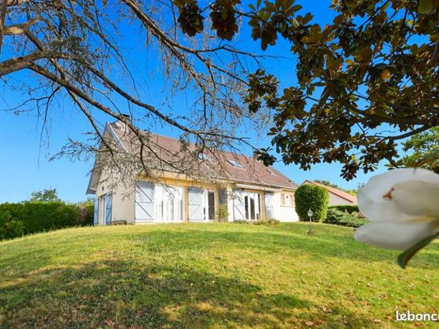 Maison 6 pièces 149 m²