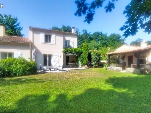 Maison 6 pièces 149 m²