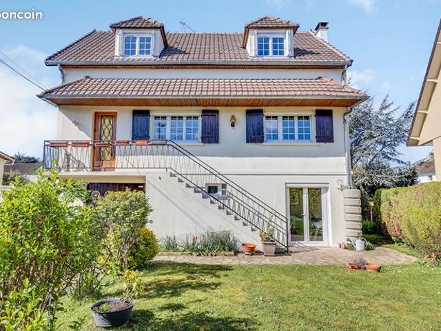 Maison 6 pièces 149 m²