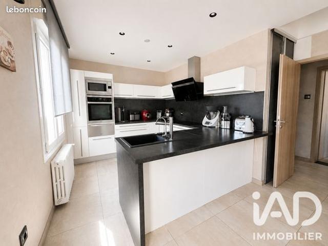 Maison 6 pièces 149 m²