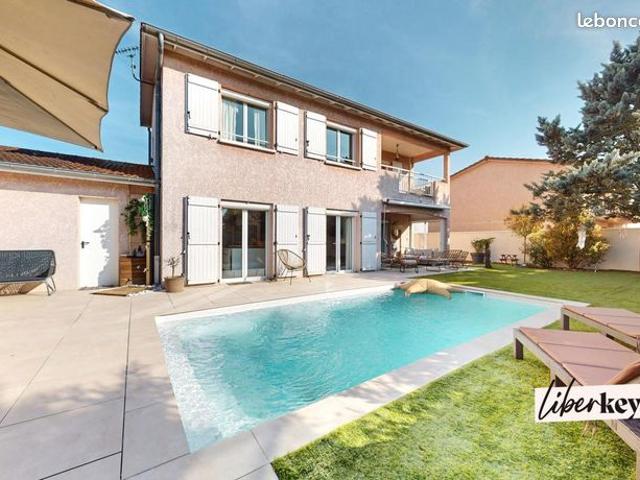 Maison 6 pièces 149 m²