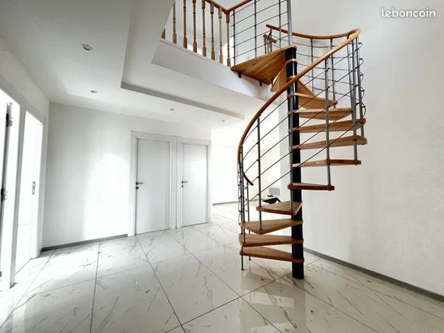 Maison 6 pièces 140 m²