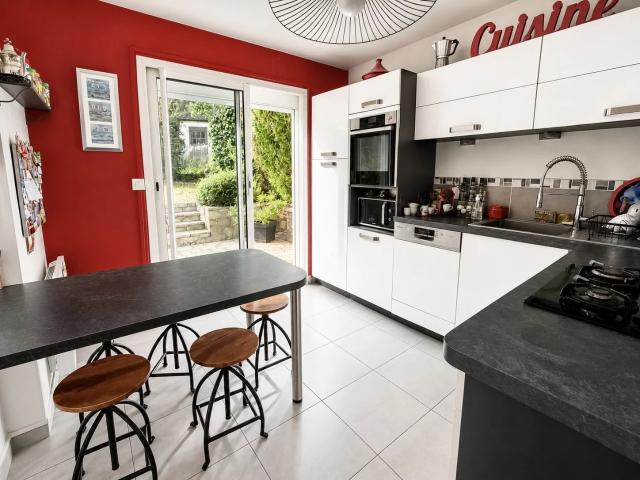 Maison 6 pièces 140 m²