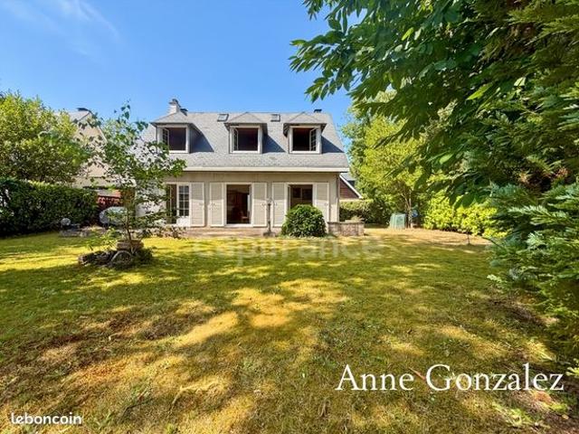 Maison 6 pièces 140 m²
