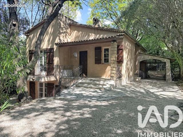 Maison 6 pièces 140 m²