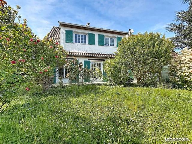 Maison 6 pièces 140 m²