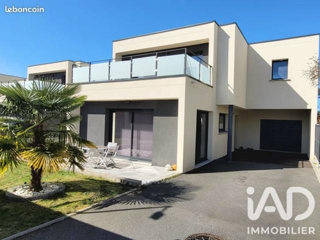 Maison 6 pièces 140 m²