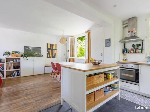 Maison 6 pièces 140 m²