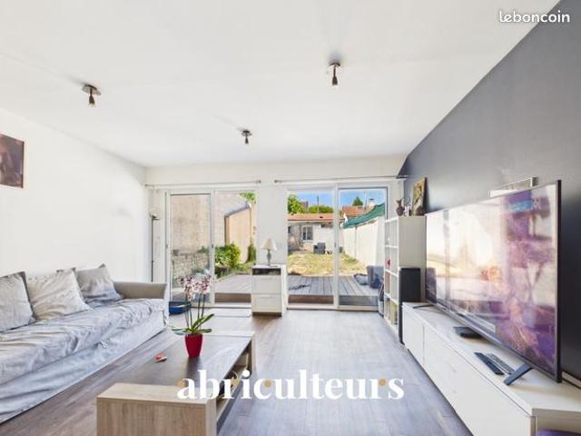 Maison 6 pièces 140 m²