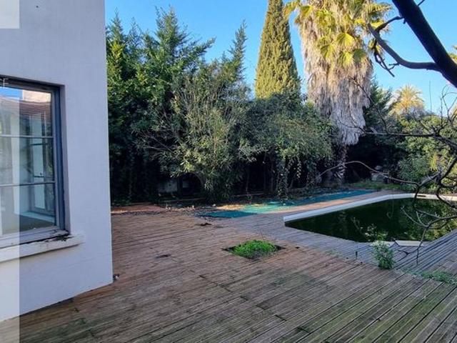 Maison 6 pièces 140 m²