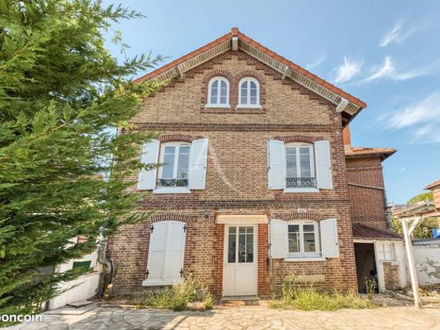 Maison 6 pièces 140 m²