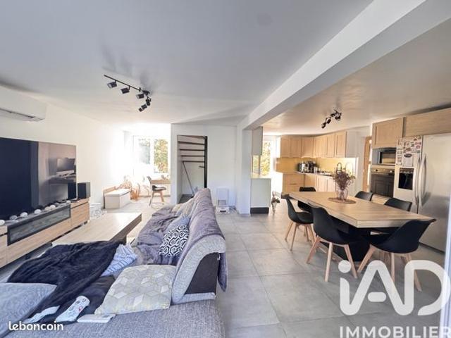 Maison 6 pièces 140 m²