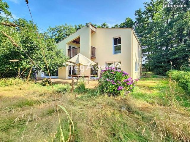 Maison 6 pièces 140 m²